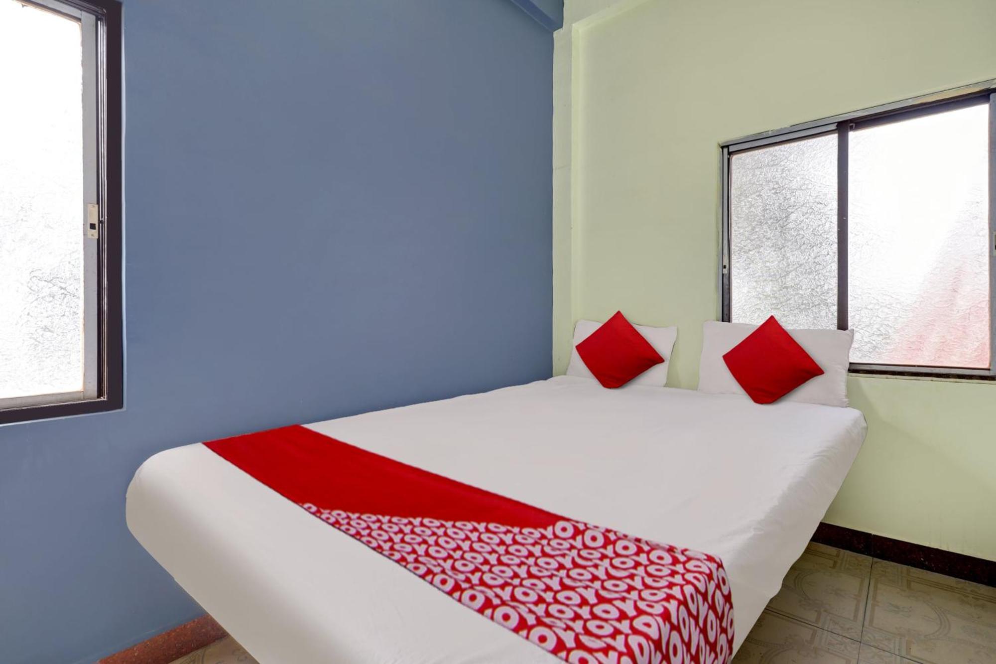 Oyo Sampige Heritage Hotel Koppal Ngoại thất bức ảnh