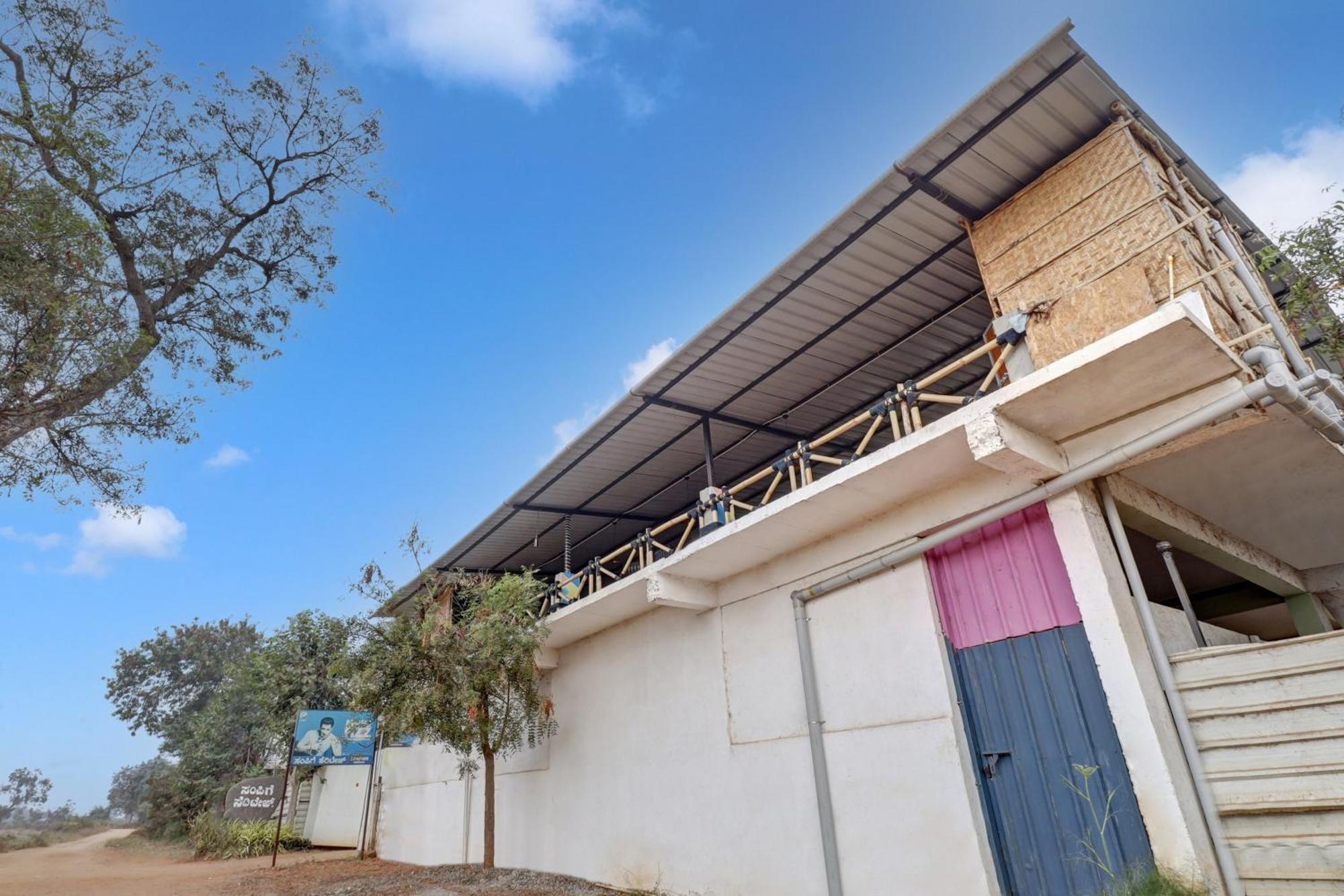 Oyo Sampige Heritage Hotel Koppal Ngoại thất bức ảnh